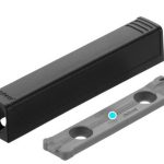 Nêm nhấn mở TIP ON BLUM 956.1002 3465683 (ngắn, đen)