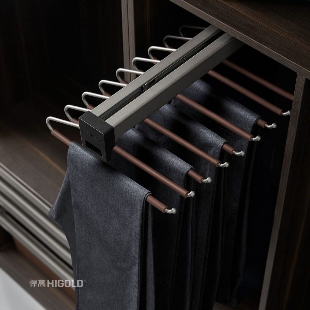 Giá treo quần gắn trên, HiGold Series A (Nâu)