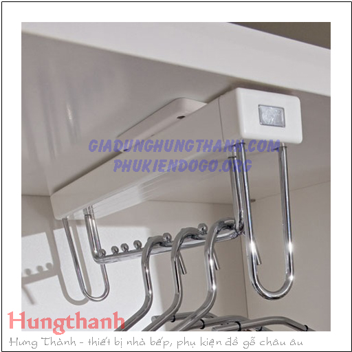 Khung kéo vòi móc treo quần áo Elite Hafele 807.45.030