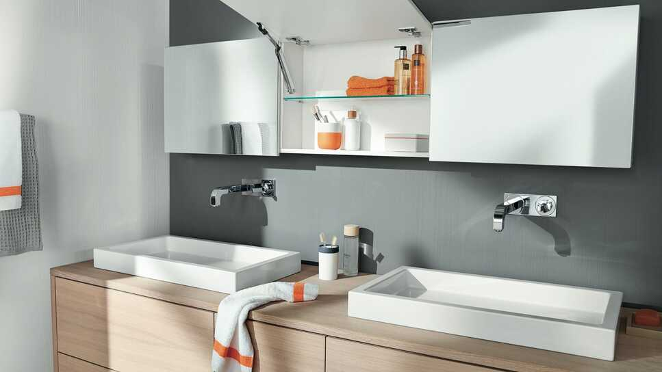 Tay nâng Aventos HK-XS phù hợp với tủ ở góc hẹp trong phòng tắm, nhà bếp 