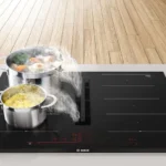 (82cm,7.4kW) Bếp từ tích hợp hút mùi BOSCH Series 8 PXX875D67E, 4 vùng nấu
