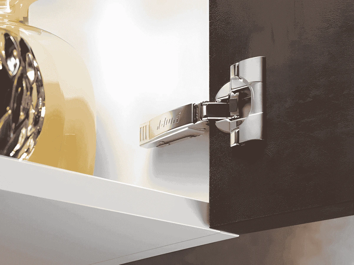 CLIP top & CLIP là dòng bản lề truyền thống của Blum